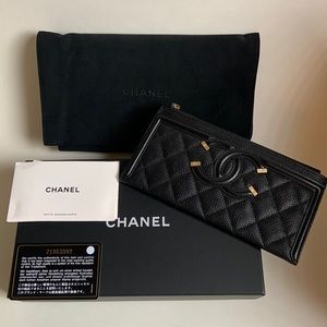 Chanel Caviar Quilted Zip Pouch Wallet